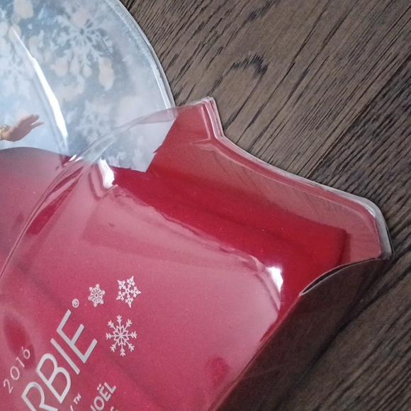 2016 Barbie Red Jewel Toned Sparkling Bodice Holiday Gown Doll Mattel #DRD25 - Picture 9 of 11